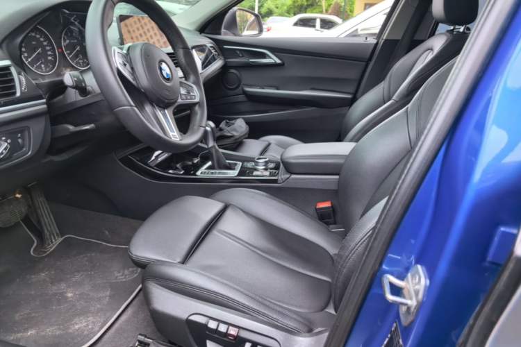 Used BMW 1 Series 2017 118i Design Package Model Left Front Seat