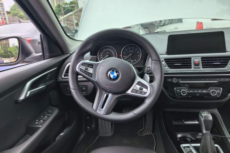 Used BMW 1 Series 2017 118i Design Package Model Steering Wheel