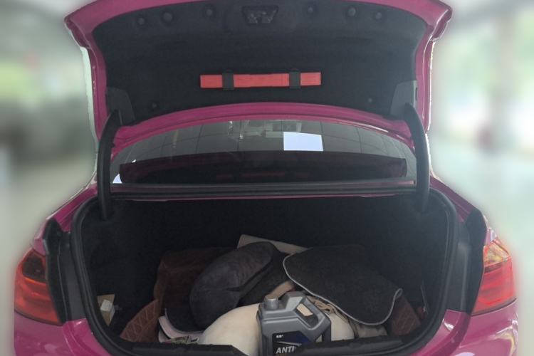 Used BMW 1 Series 2017 118i Fashion Model Trunk