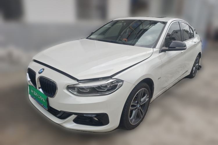 Used BMW 1 Series 2017 118i Sport Edition Guazi used car, China used car export, Used car for sale, Used BMW cars, Cheapest cars for sale