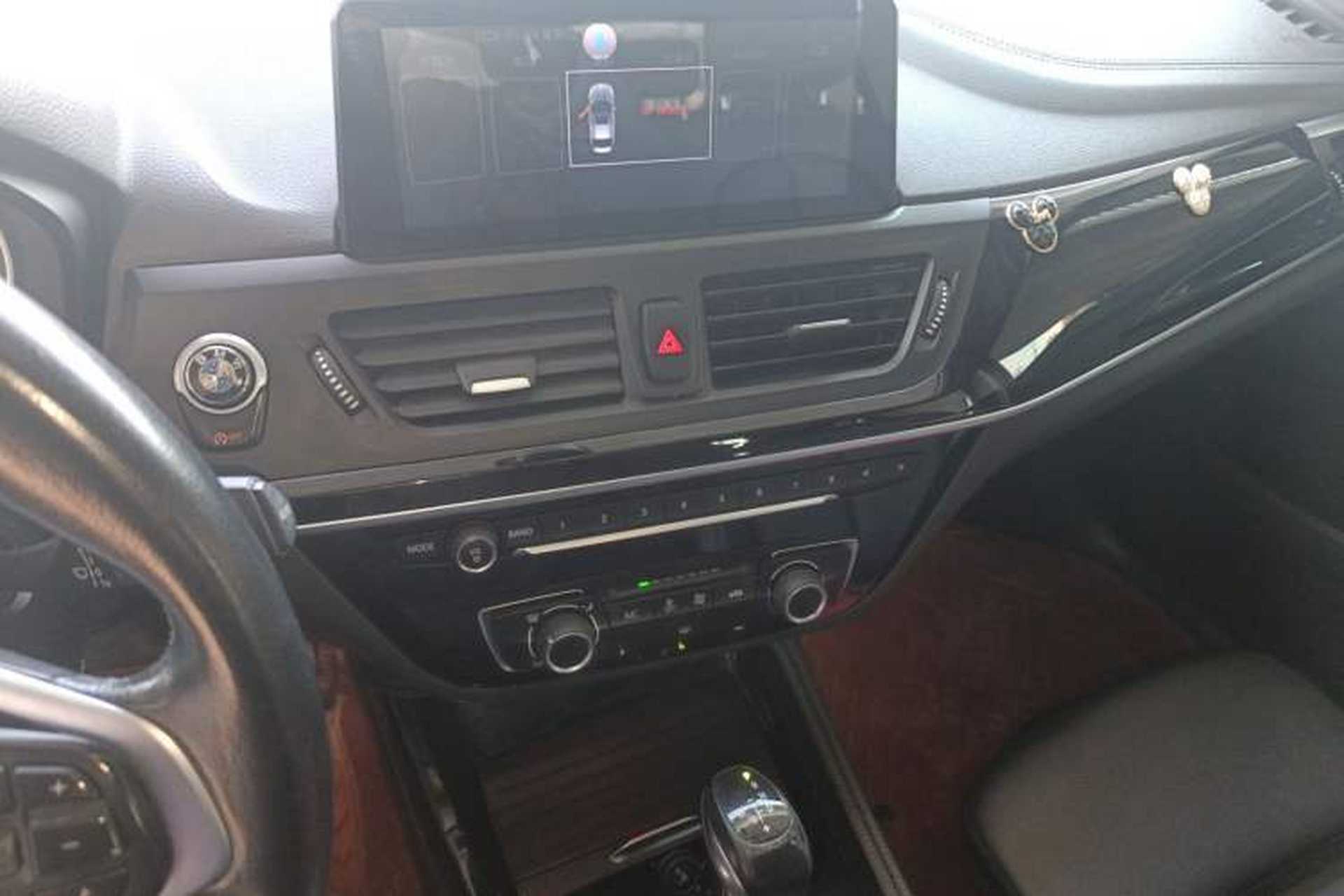 Used BMW 1 Series 2017 118i Sport Edition Audio And AC Panel