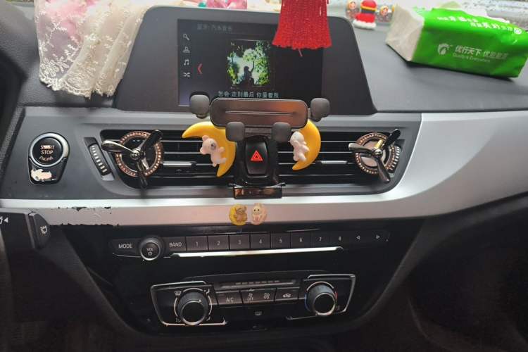 Used BMW 1 Series 2017 118i Fashion Model Audio And AC Panel