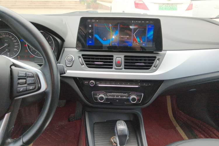 Used BMW 1 Series 2017 118i Fashion Model Audio And AC Panel