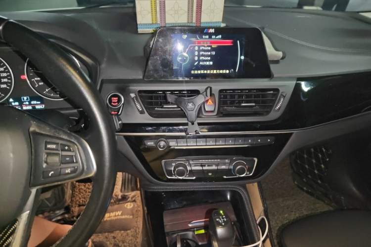 Used BMW 1 Series 2017 118i Sport Edition Audio And AC Panel