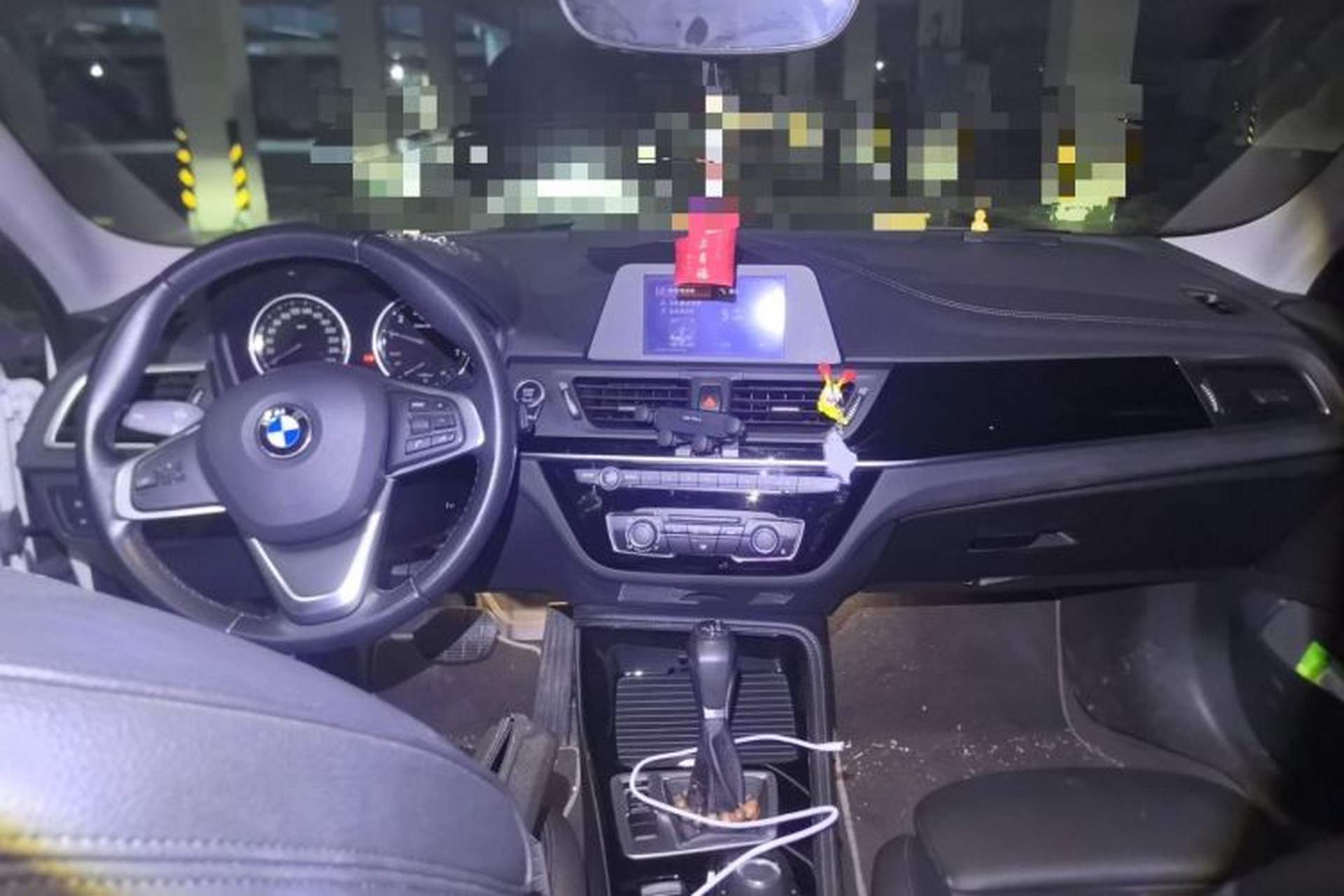 Used BMW 1 Series 2017 118i Sport Edition Center Console