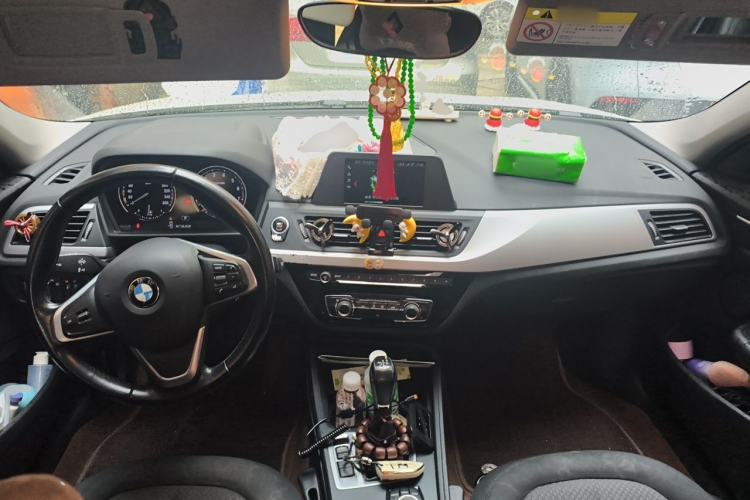 Used BMW 1 Series 2017 118i Fashion Model Center Console