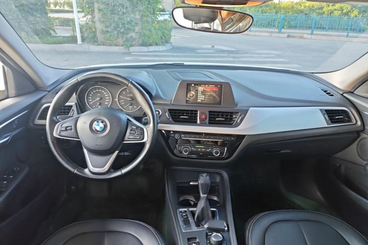 Used BMW 1 Series 2017 118i Fashion Model Center Console