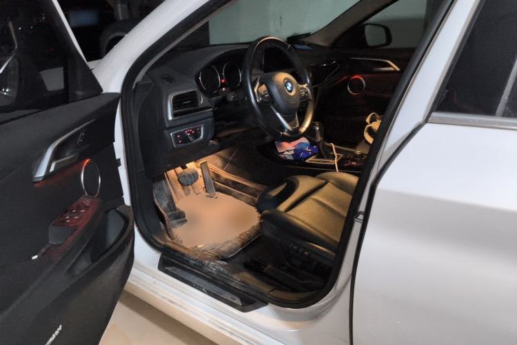 Used BMW 1 Series 2017 118i Sport Edition Driver Seat