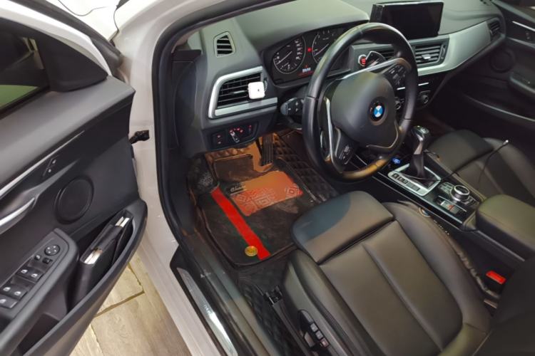 Used BMW 1 Series 2017 120i Design Package Model Driver Seat