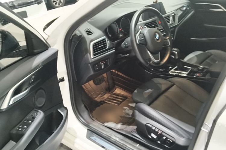 Used BMW 1 Series 2017 118i Sport Edition Driver Seat