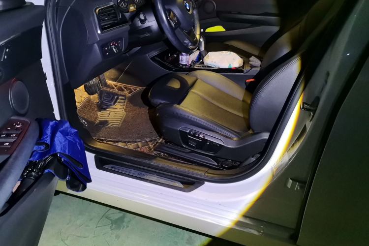 Used BMW 1 Series 2017 118i Sport Edition Driver Seat