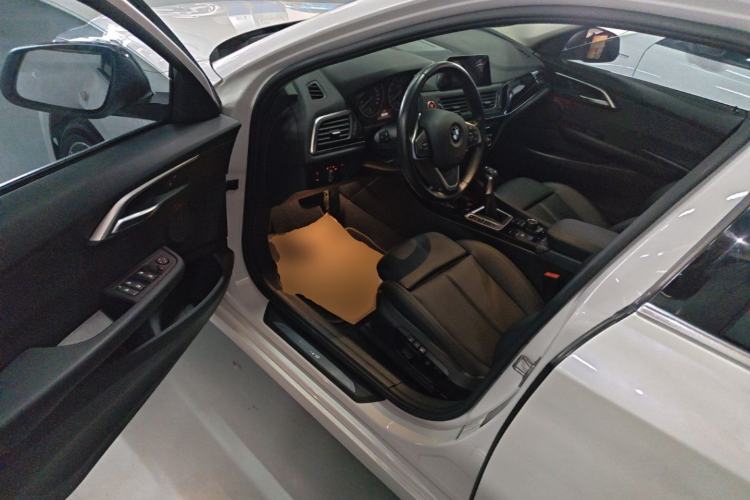 Used BMW 1 Series 2017 118i Sport Edition Driver Seat