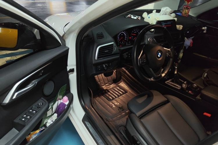 Used BMW 1 Series 2017 118i Sport Edition Driver Seat