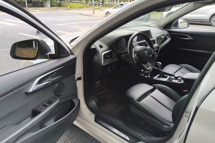 Used BMW 1 Series 2017 118i Sport Edition Driver Seat