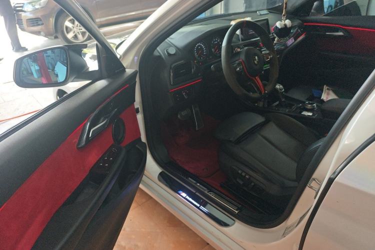 Used BMW 1 Series 2017 118i Sport Edition Driver Seat