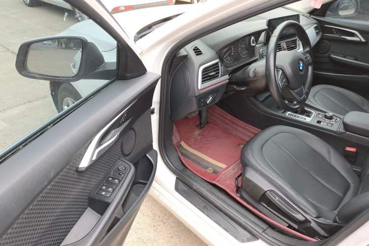 Used BMW 1 Series 2017 118i Fashion Model Driver Seat