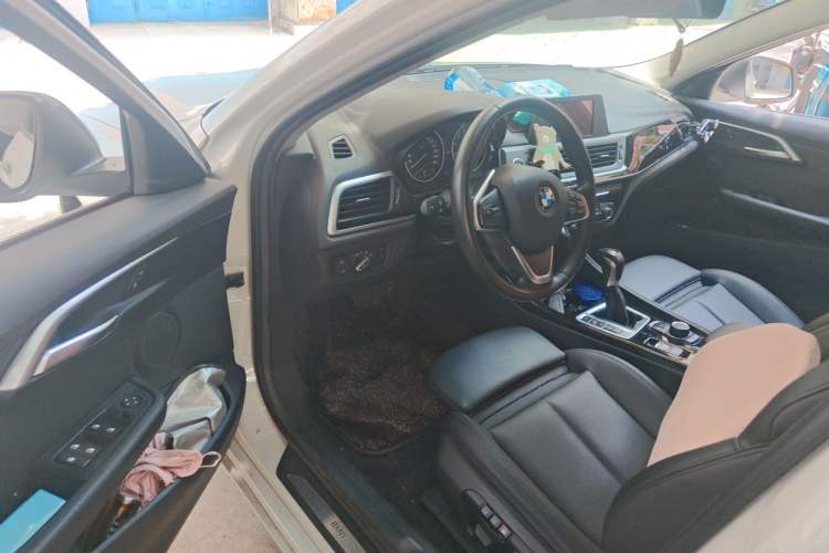 Used BMW 1 Series 2017 118i Sport Edition Driver Seat