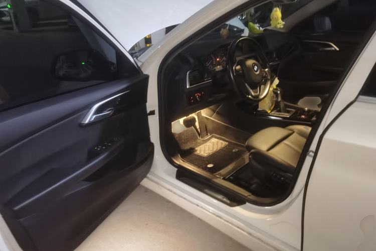 Used BMW 1 Series 2017 118i Sport Edition Driver Seat