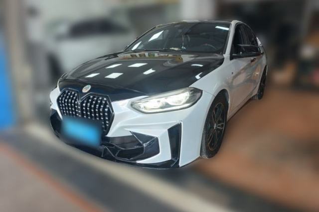 BMW 1 Series 2017 118i Sport Edition usado