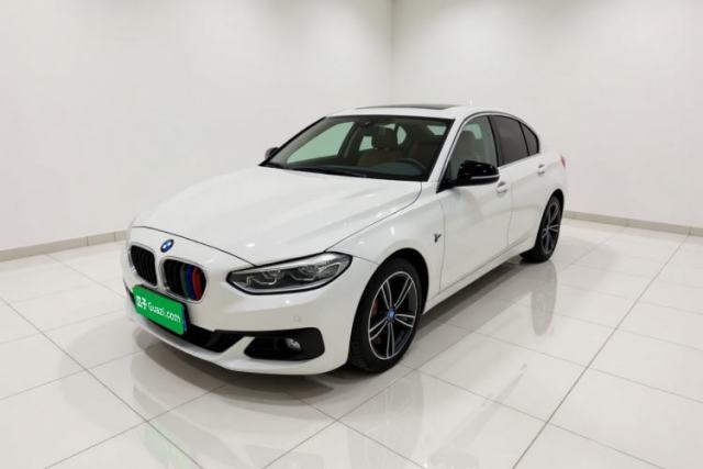 BMW 1 Series 2017 118i Sport Edition usado