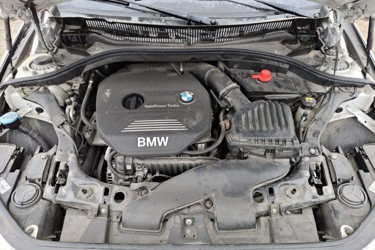 Used BMW 1 Series 2017 118i Fashion Model Engine Bay