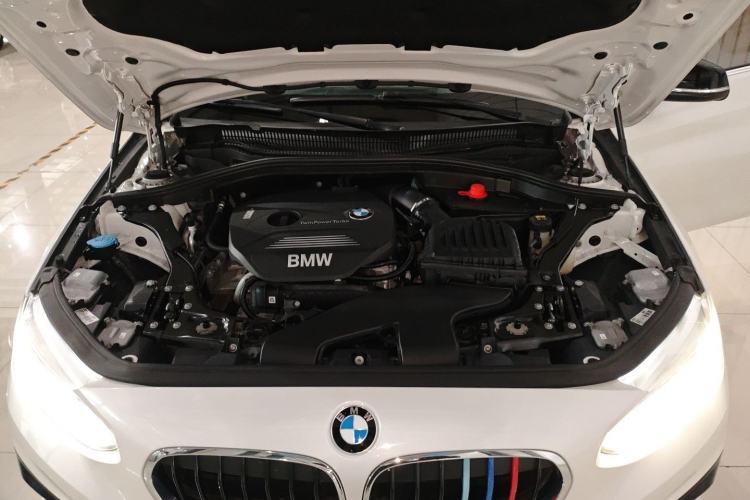 Used BMW 1 Series 2017 118i Sport Edition Engine Bay