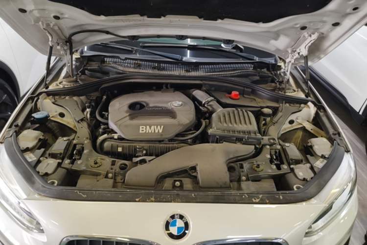 Used BMW 1 Series 2017 120i Design Package Model Engine Bay