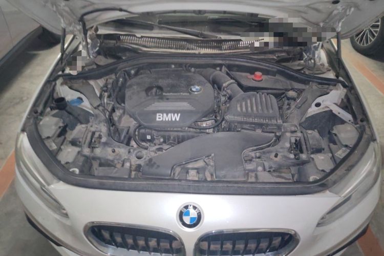 Used BMW 1 Series 2017 118i Design Package Model Engine Bay