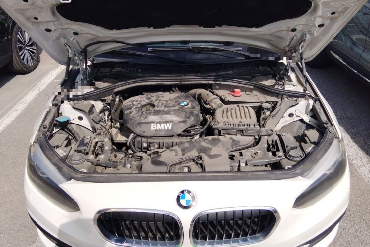 Used BMW 1 Series 2017 118i Fashion Model Engine Bay