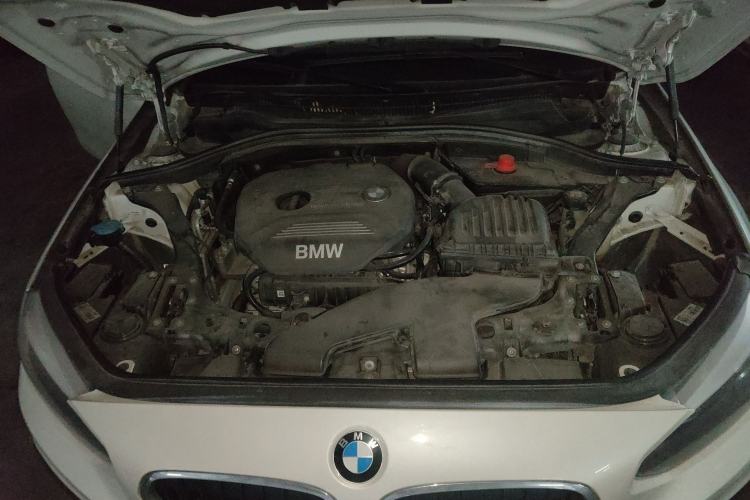 Used BMW 1 Series 2017 118i Fashion Model Engine Bay