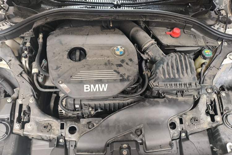 Used BMW 1 Series 2017 118i Fashion Model Engine Bay