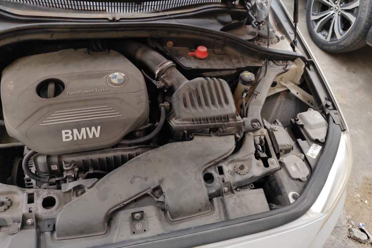 Used BMW 1 Series 2017 118i Sport Edition Engine Bay Left