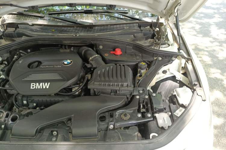 Used BMW 1 Series 2017 118i Sport Edition Engine Bay Left