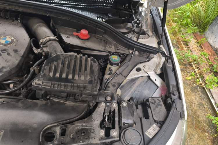 Used BMW 1 Series 2017 118i Fashion Model Engine Bay Left