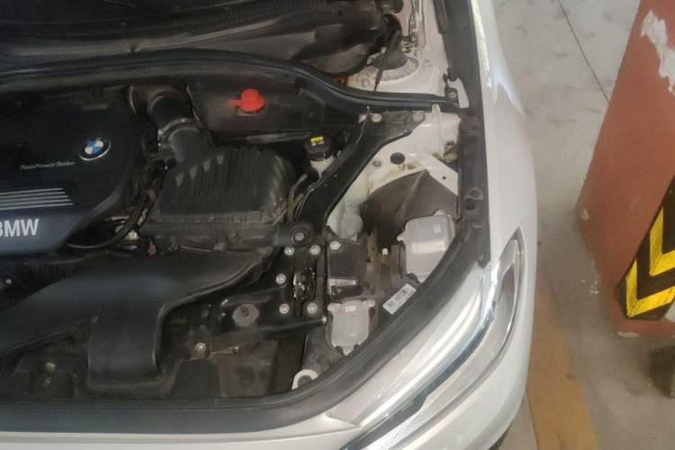Used BMW 1 Series 2017 120i Design Package Model Engine Bay Left