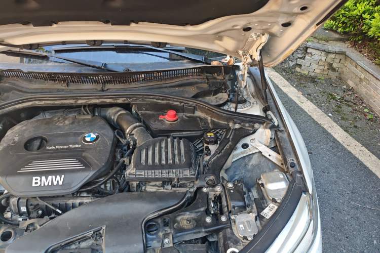Used BMW 1 Series 2017 118i Sport Edition Engine Bay Left
