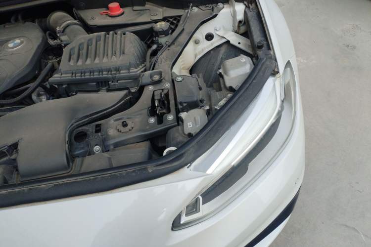 Used BMW 1 Series 2017 118i Sport Edition Engine Bay Left