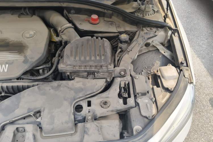 Used BMW 1 Series 2017 118i Sport Edition Engine Bay Left