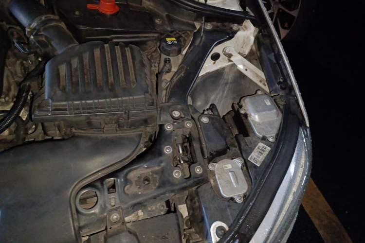 Used BMW 1 Series 2017 118i Sport Edition Engine Bay Left