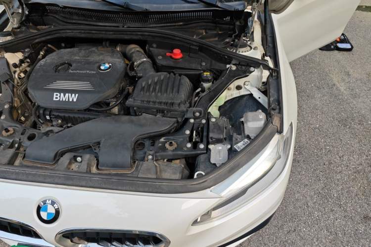 Used BMW 1 Series 2017 118i Sport Edition Engine Bay Left