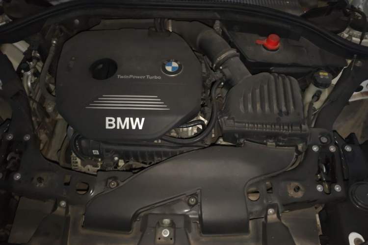 Used BMW 1 Series 2017 118i Fashion Model Engine Bay