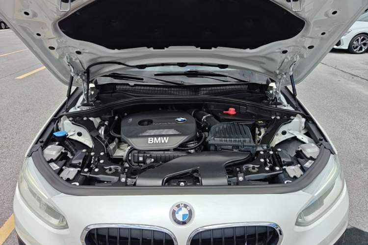 Used BMW 1 Series 2017 118i Sport Edition Engine Bay