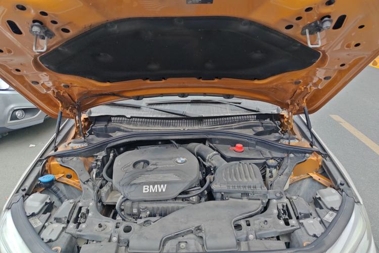 Used BMW 1 Series 2017 118i Design Package Model Engine Bay