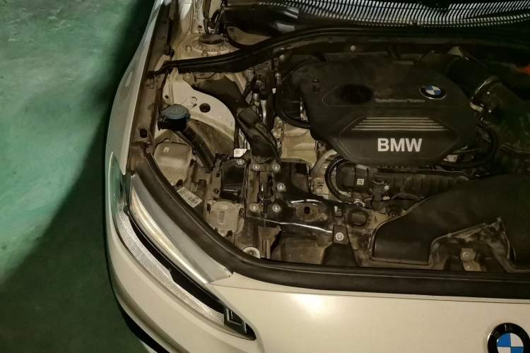 Used BMW 1 Series 2017 118i Sport Edition Engine Bay Right