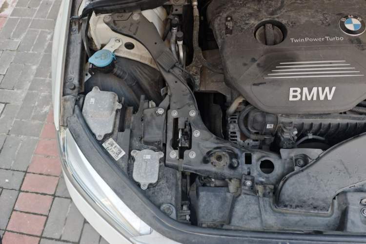 Used BMW 1 Series 2017 118i Sport Edition Engine Bay Right
