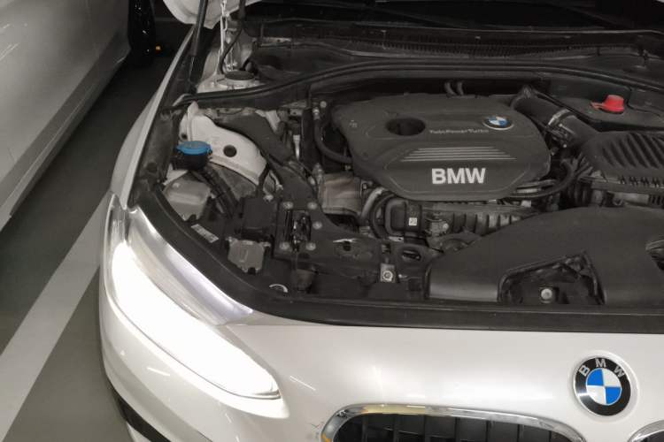 Used BMW 1 Series 2017 118i Sport Edition Engine Bay Right