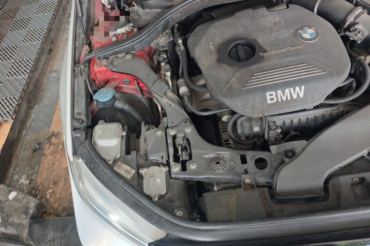 Used BMW 1 Series 2017 118i Sport Edition Engine Bay Right