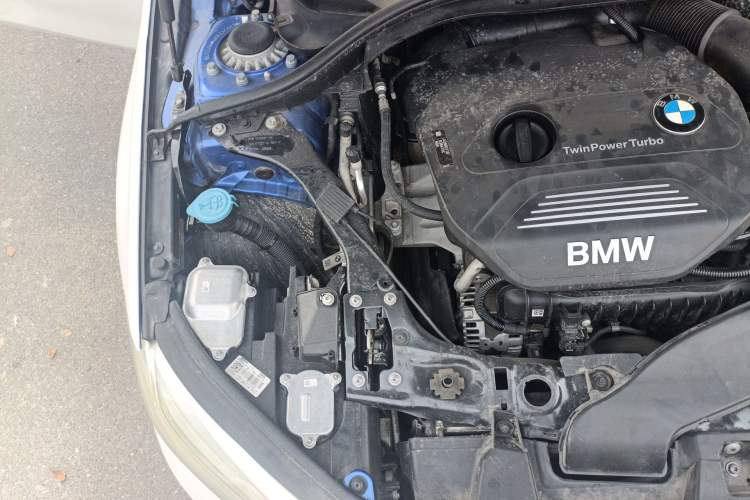 Used BMW 1 Series 2017 118i Sport Edition Engine Bay Right