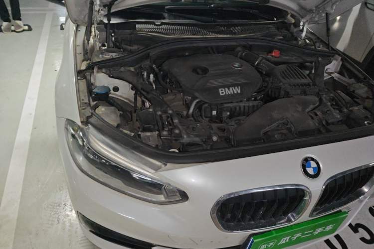 Used BMW 1 Series 2017 118i Sport Edition Engine Bay Right