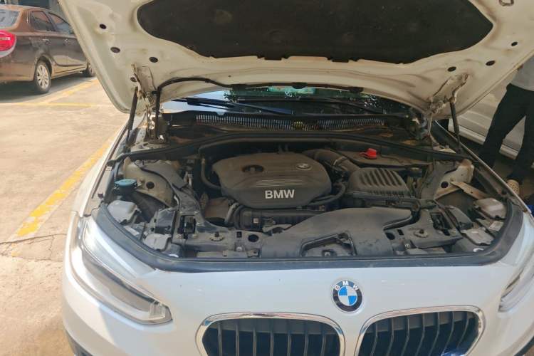 Used BMW 1 Series 2017 118i Sport Edition Engine Bay Right